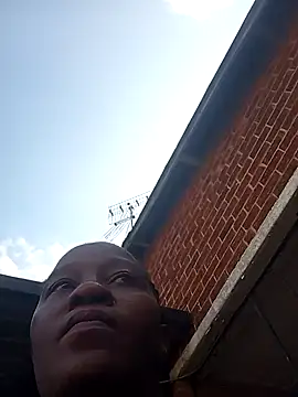 sluttylaura21 online show from March 17, 2026, 7:23 am