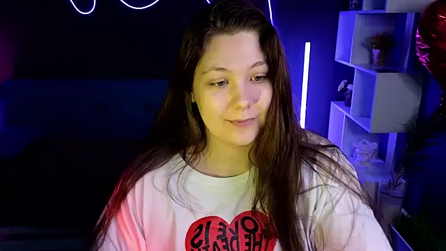 DjennaPalme online show from March 5, 2025, 8:32 am