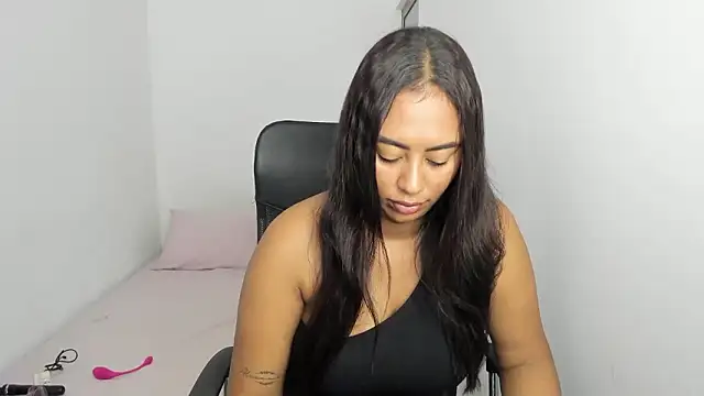 tracycum online show from February 3, 2026, 7:52 pm