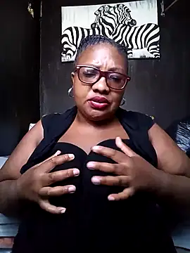 YELLOW BONE online show from February 28, 2025, 8:42 am