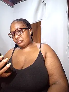 YELLOW BONE online show from October 9, 2025, 1:36 am