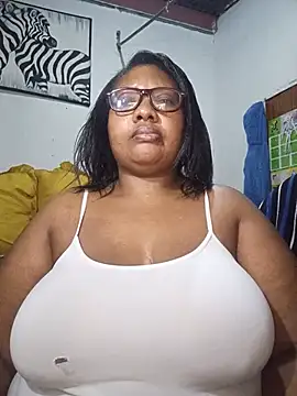 YELLOW BONE online show from June 14, 2026, 7:49 pm