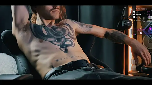 Snapshot of TechnoJesus chatting on December 23, 2024, 9:08 pm TechnoJesus online show from December 23, 2024, 9:08 pm