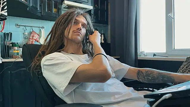 Snapshot of TechnoJesus chatting on January 8, 2026, 9:44 am TechnoJesus online show from January 8, 2026, 9:44 am