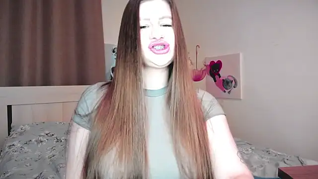 JuicyHelenX online show from February 19, 2026, 2:24 pm