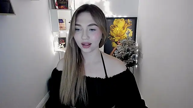 Snapshot of GracefulLook chatting on January 11, 2025, 6:24 am GracefulLook online show from January 11, 2025, 6:24 am