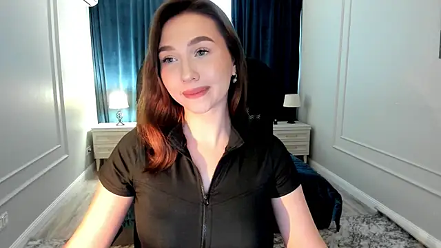 Snapshot of GracefulLook chatting on February 4, 2025, 12:44 pm GracefulLook online show from February 4, 2025, 12:44 pm