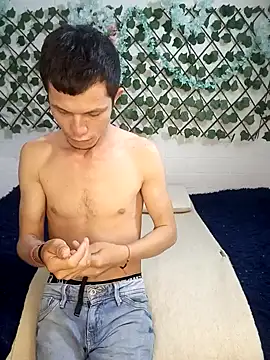 Juam22 online show from September 26, 2025, 4:49 am