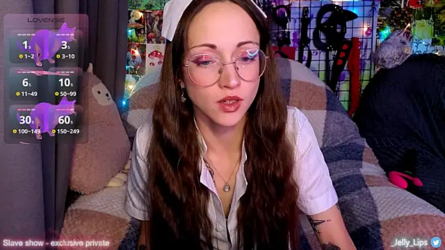 ServantBrook online show from November 9, 2025, 6:01 am