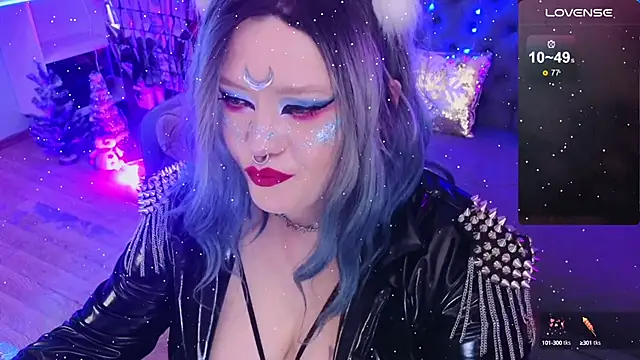 Snapshot of wickedxqueen chatting on January 1, 2025, 12:11 pm wickedxqueen online show from January 1, 2025, 12:11 pm