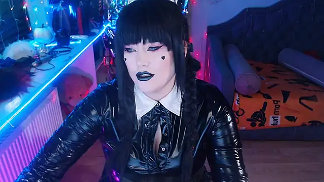 Snapshot of wickedxqueen chatting on January 23, 2025, 4:41 am wickedxqueen online show from January 23, 2025, 4:41 am