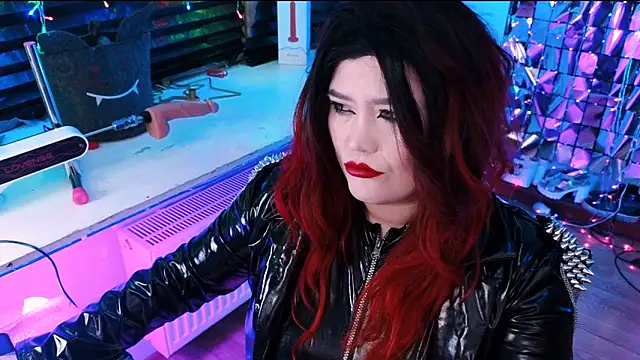 Snapshot of wickedxqueen chatting on February 18, 2025, 9:53 pm wickedxqueen online show from February 18, 2025, 9:53 pm