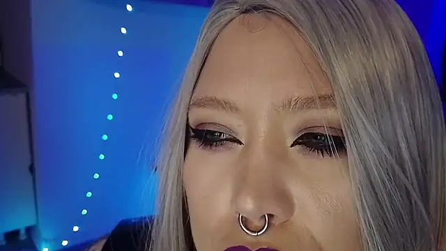 Snapshot of wickedxqueen chatting on November 2, 2025, 10:34 pm wickedxqueen online show from November 2, 2025, 10:34 pm