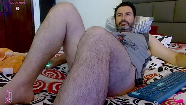 Snapshot of rodrher81 chatting on June 21, 2026, 7:38 pm rodrher81 online show from June 21, 2026, 7:38 pm
