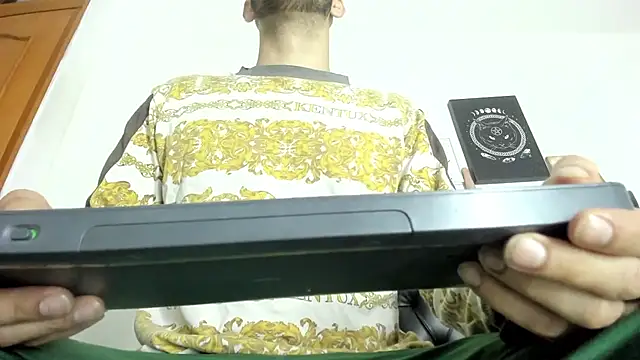 JohanyLatino online show from February 13, 2025, 11:28 am