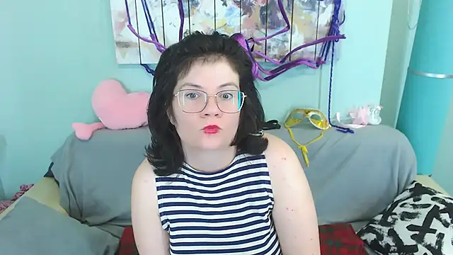 EverlyRays online show from December 13, 2024, 11:23 am