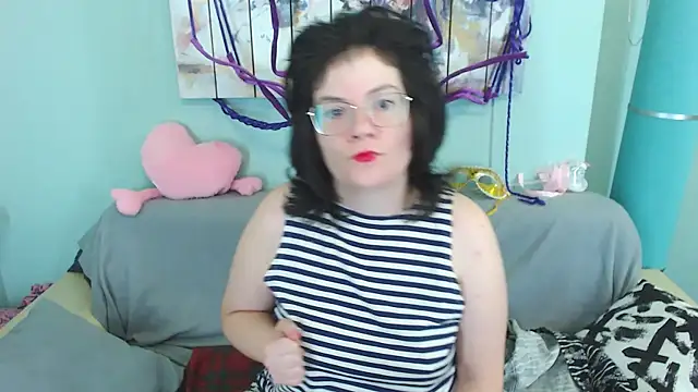 EverlyRays online show from December 14, 2024, 1:50 am