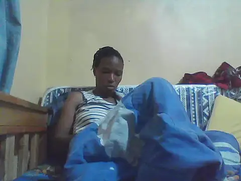 Smillie prety online show from May 15, 2026, 3:13 am