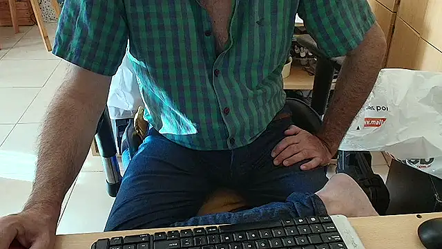 angelgarcia269 online show from March 24, 2026, 11:59 am