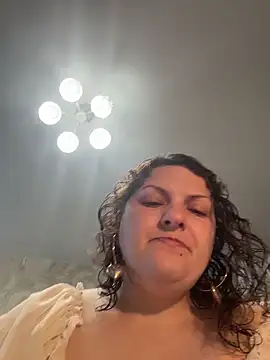 Taisia W online show from May 12, 2026, 6:10 am