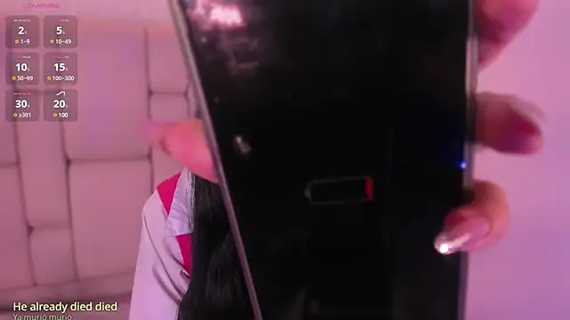 Snapshot of emma_woods_ chatting on December 14, 2024, 6:30 pm emma woods online show from December 14, 2024, 6:30 pm