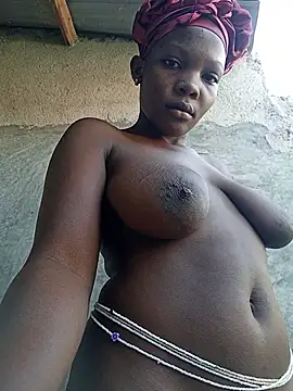 Snapshot of sweet_zara01 chatting on June 5, 2026, 5:47 am sweet zara01 online show from June 5, 2026, 5:47 am