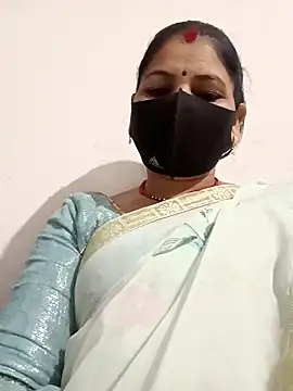 Snapshot of Riyaa-Devi chatting on February 2, 2025, 5:48 pm Riyaa-Devi online show from February 2, 2025, 5:48 pm