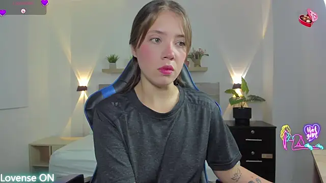 Snapshot of nataly_rodri chatting on February 15, 2026, 1:57 am nataly rodri online show from February 15, 2026, 1:57 am