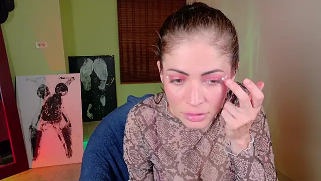 Emma  Blanco online show from March 2, 2026, 8:37 pm