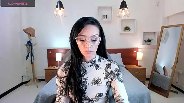 Kristen Garner online show from January 19, 2025, 4:22 am