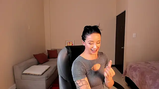 Kristen Garner online show from March 3, 2026, 7:53 pm