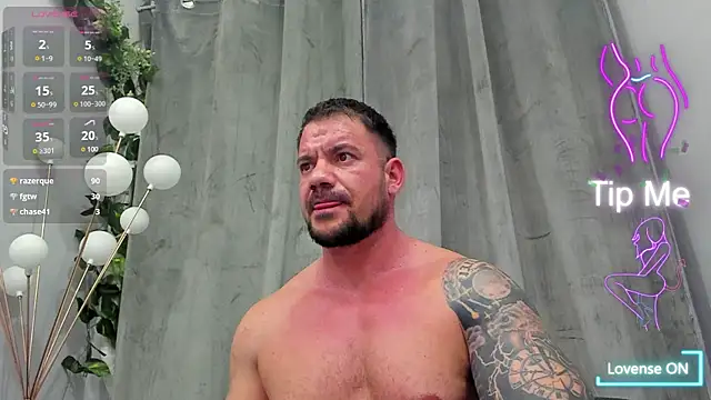 musclemonster31 online show from March 3, 2025, 4:14 am