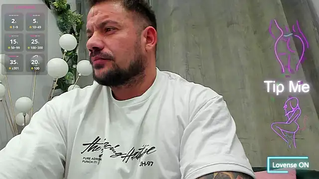 musclemonster31 online show from March 15, 2025, 10:33 pm