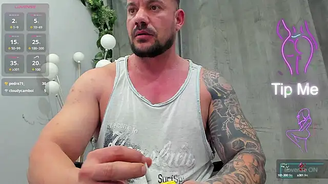 musclemonster31 online show from March 21, 2025, 11:12 am