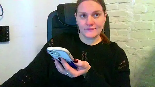 EndlessLustX online show from November 19, 2025, 5:40 am