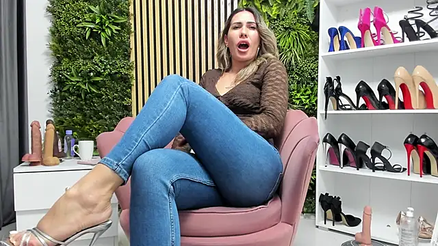 sweetcherry30 online show from February 14, 2026, 7:38 am