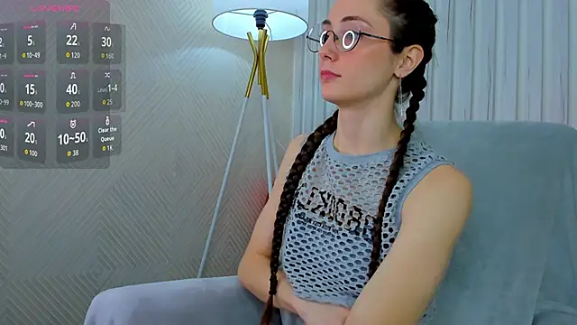Snapshot of Lexi_Split chatting on June 18, 2026, 2:01 am Lexi Split online show from June 18, 2026, 2:01 am