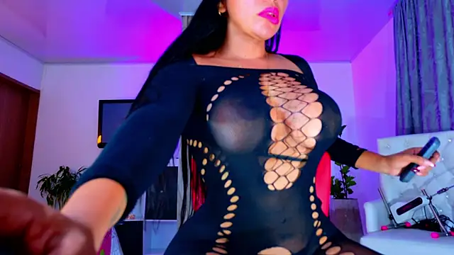 SQUIRT4UMEGAN online show from February 2, 2026, 1:37 am