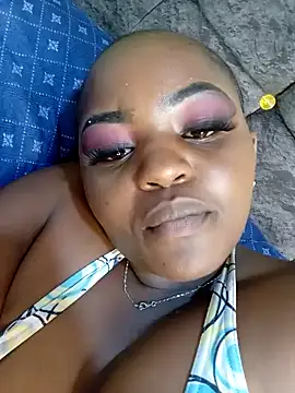 TerryAssqueen254 online show from January 14, 2025, 11:42 am