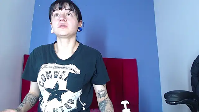 amarycm969 online show from March 8, 2025, 4:12 am