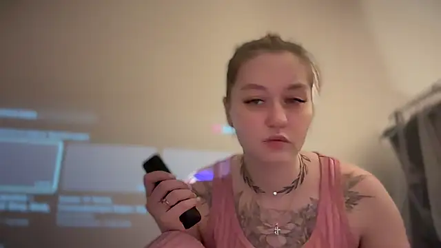 Snapshot of Isabel-Bailey chatting on December 17, 2024, 9:16 pm Isabel-Bailey online show from December 17, 2024, 9:16 pm