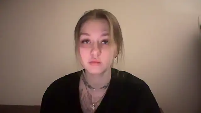 Snapshot of Isabel-Bailey chatting on January 17, 2025, 9:50 pm Isabel-Bailey online show from January 17, 2025, 9:50 pm