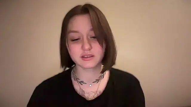 Snapshot of Isabel-Bailey chatting on January 19, 2025, 9:02 pm Isabel-Bailey online show from January 19, 2025, 9:02 pm