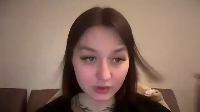 Snapshot of Isabel-Bailey chatting on February 5, 2025, 10:22 pm Isabel-Bailey online show from February 5, 2025, 10:22 pm