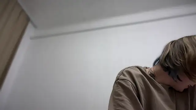 Snapshot of Isabel-Bailey chatting on October 2, 2025, 8:49 pm Isabel-Bailey online show from October 2, 2025, 8:49 pm