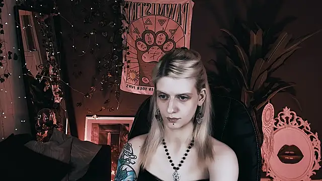 Noah ElmerX online show from November 26, 2025, 10:00 pm