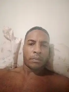 Junaoooo online show from April 6, 2026, 2:18 pm