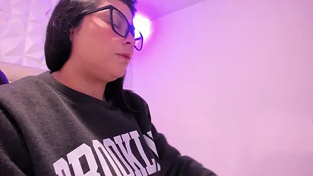 PauletteJ online show from February 23, 2026, 11:51 am