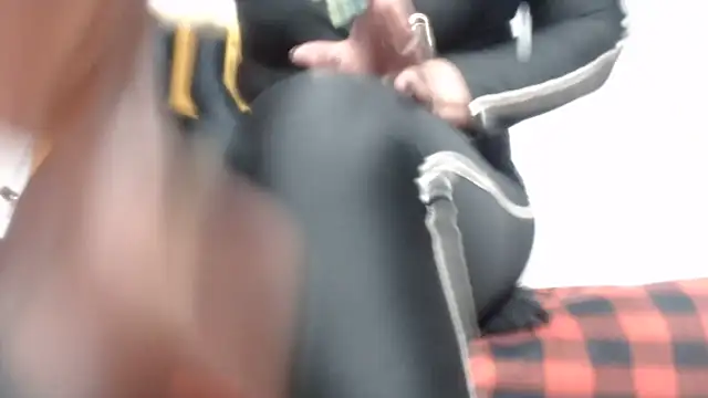 Helennahot online show from February 13, 2026, 7:10 pm