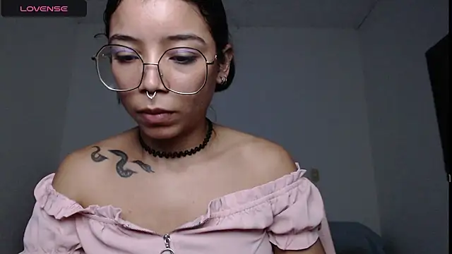 Putaku San online show from September 12, 2025, 3:50 am